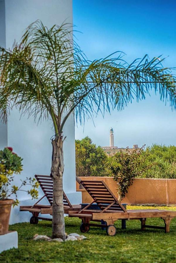 Apartamentos Turisticos Bahia De Trafalgar Zahora Bagian luar foto
