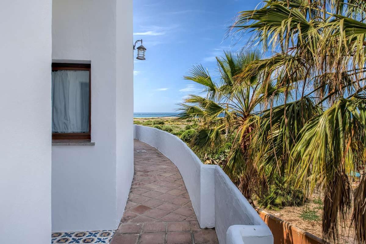 Apartamentos Turisticos Bahia De Trafalgar Zahora Bagian luar foto