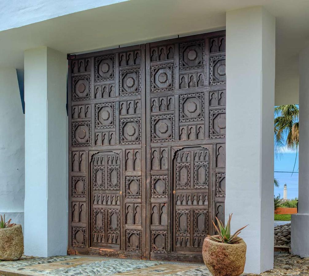 Apartamentos Turisticos Bahia De Trafalgar Zahora Bagian luar foto